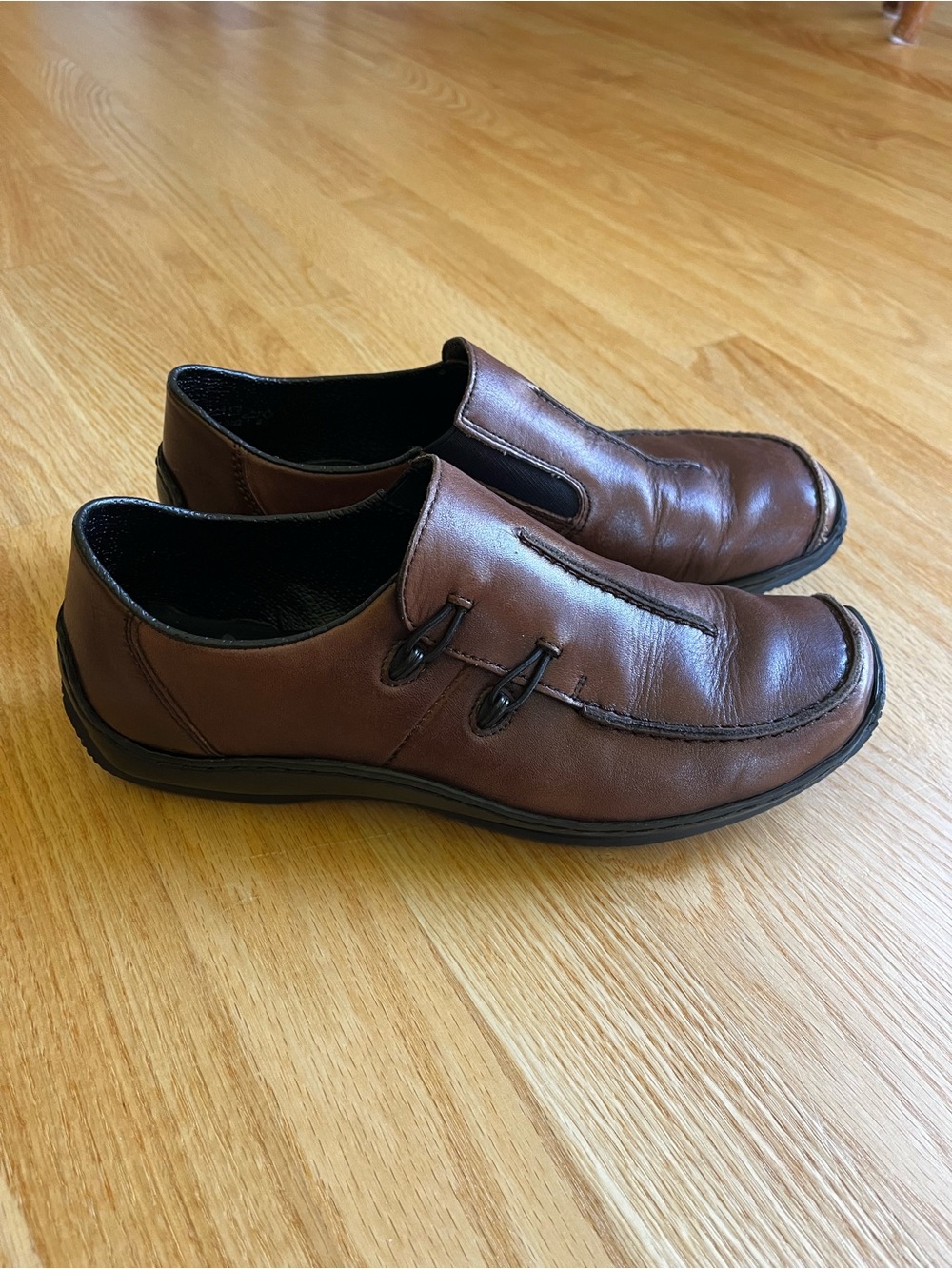 Rieker Antistress Slip On Shoes Size 38 EUC Brown Leather